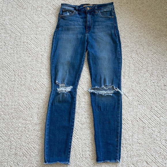 Joe’s High Rise Skinny distressed jeans with destructed ankle - Picture 1 of 9